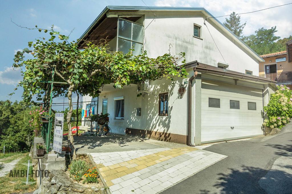 Farm Stay Ferjancic Vipava Exterior photo